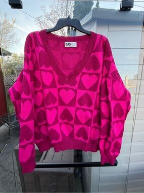 Beachriot Pink Heart-Print V-Neck Sweater